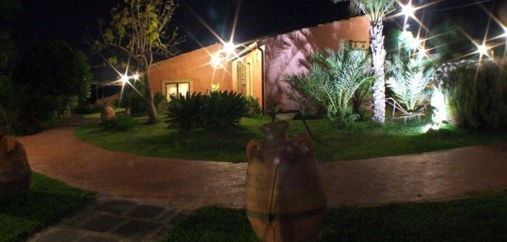 Borgo Nocchiara Hotel Carlentini Eksteriør billede